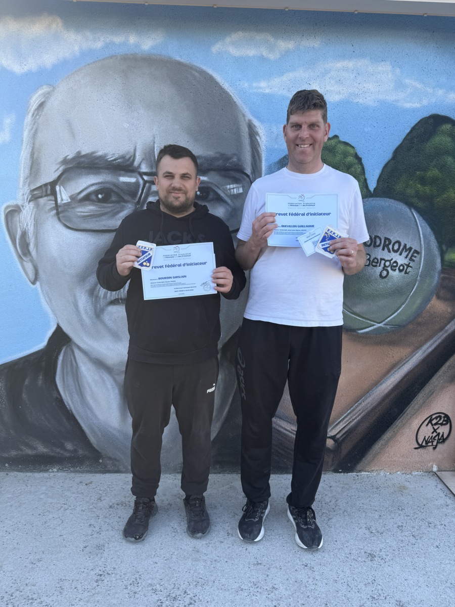 Guillaume et Ghislain officiellement nommés initiateurs de pétanque