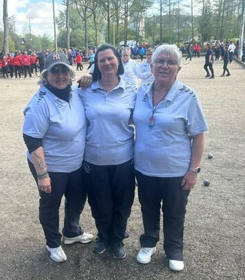 La triplette du PCP passe les poules mais s'incline ensuite